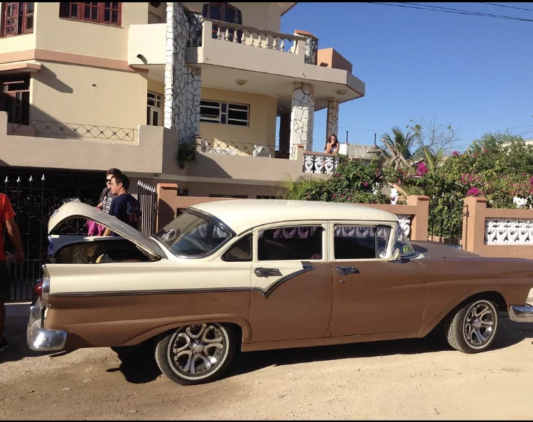 Private transfers Cuba