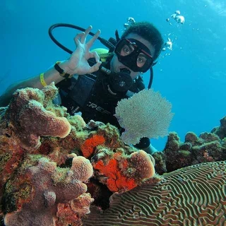“Open water scuba diving certification in Matanzas, Cuba”