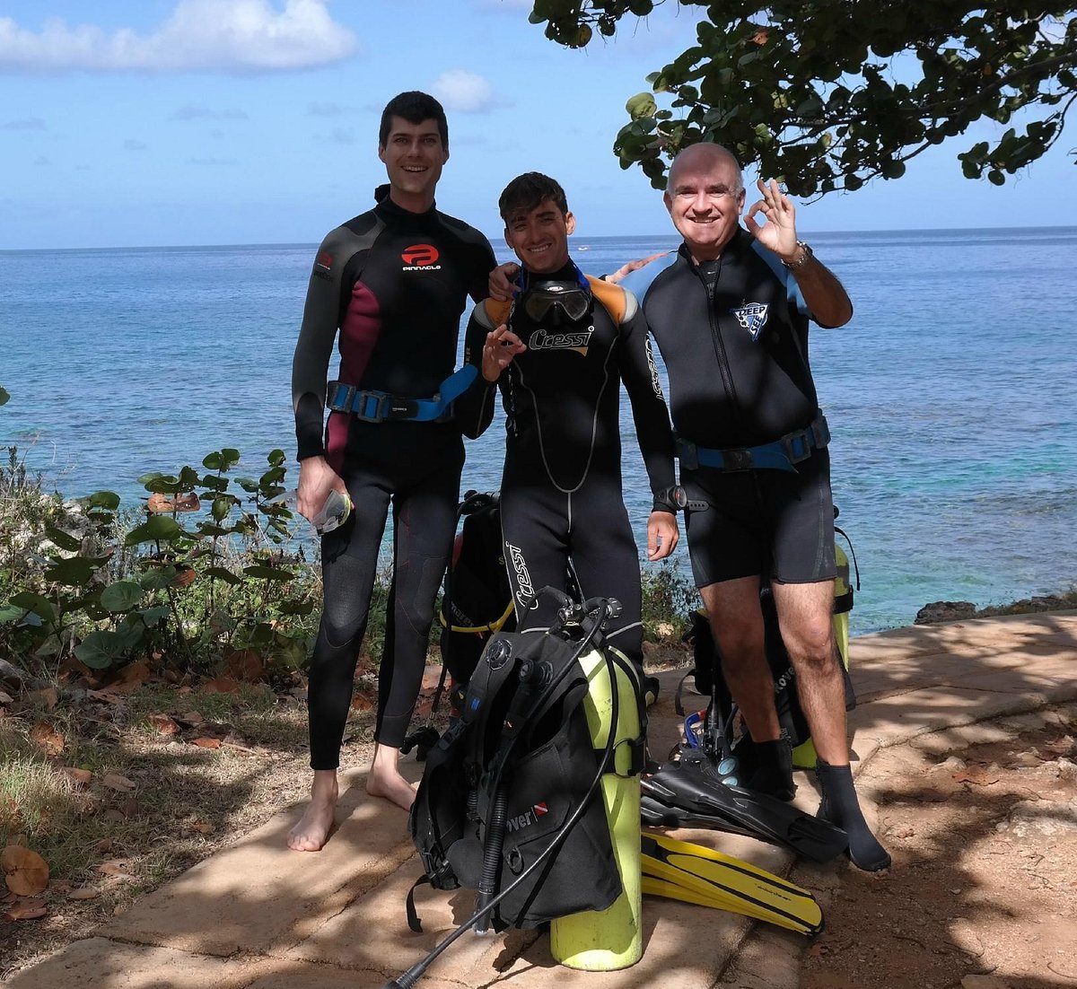 Beginner scuba divers with their instructor after a dive in Varadero Cuba